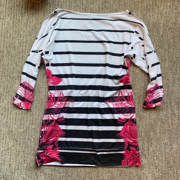 Cache Striped White/Pink/Black Cold Shoulder Long Open Sleeve Top size M - Picture 7 of 7